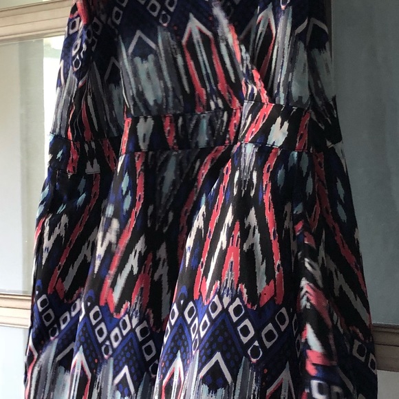 Vibrant print cocktail dress - Picture 3 of 3